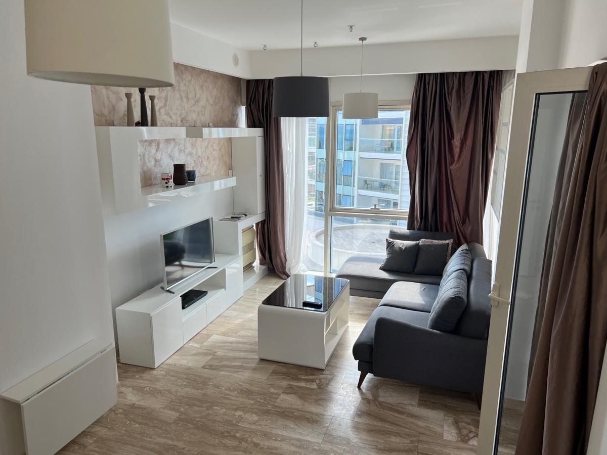 Luxury 1-bedroom apartment in Budva is for rent 7