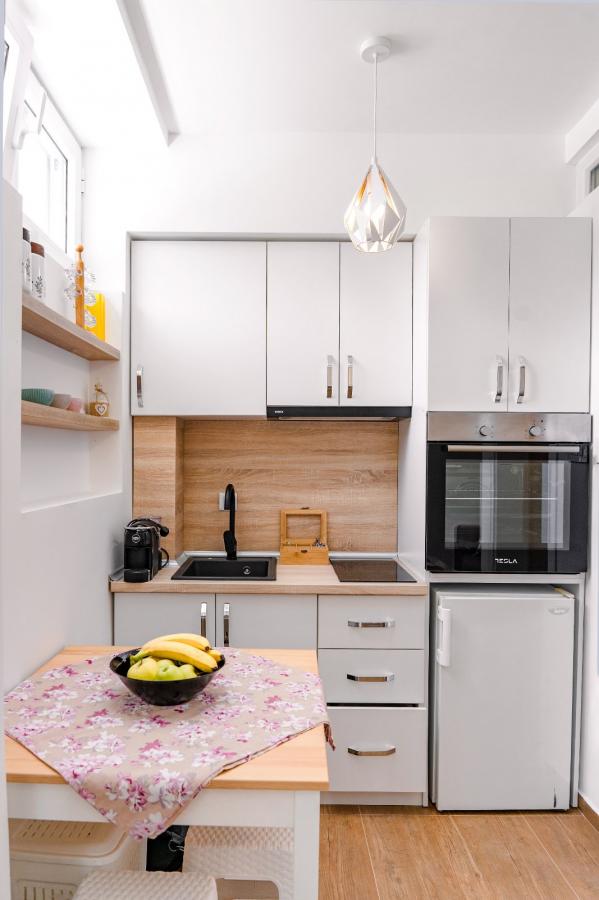 Modern 2-bedroom house in Tivat for rent 6