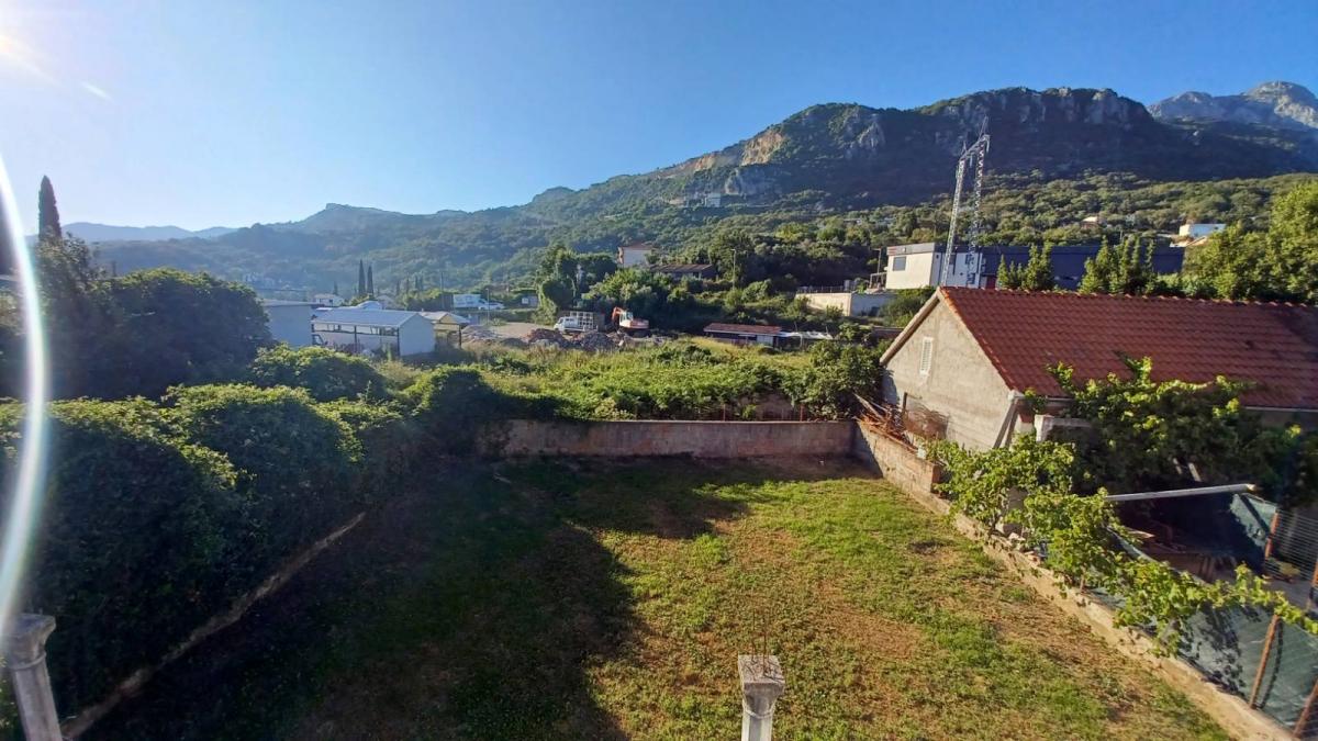 Kuća u Herceg Novom, 60m² 2