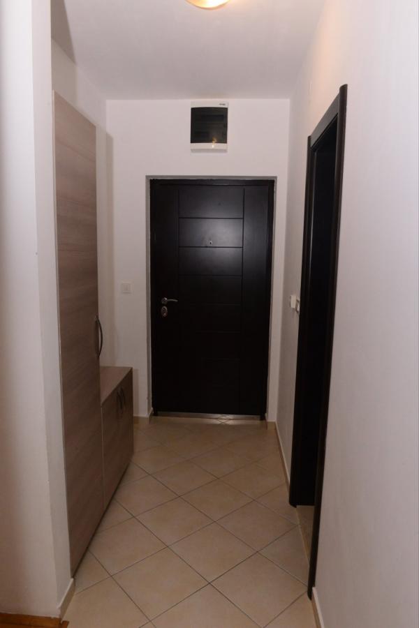 Modern 1-bedroom apartment in an excellent location in Budva for sale 18