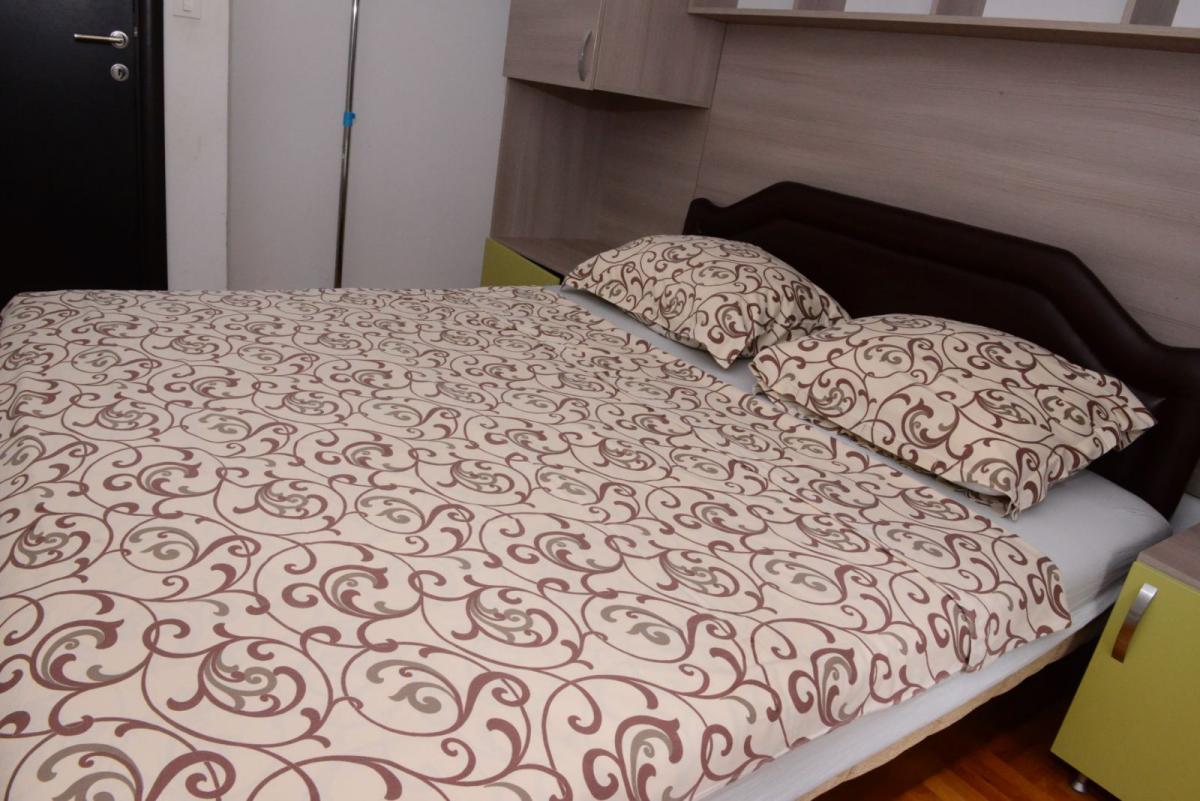 Modern 1-bedroom apartment in an excellent location in Budva for sale 9