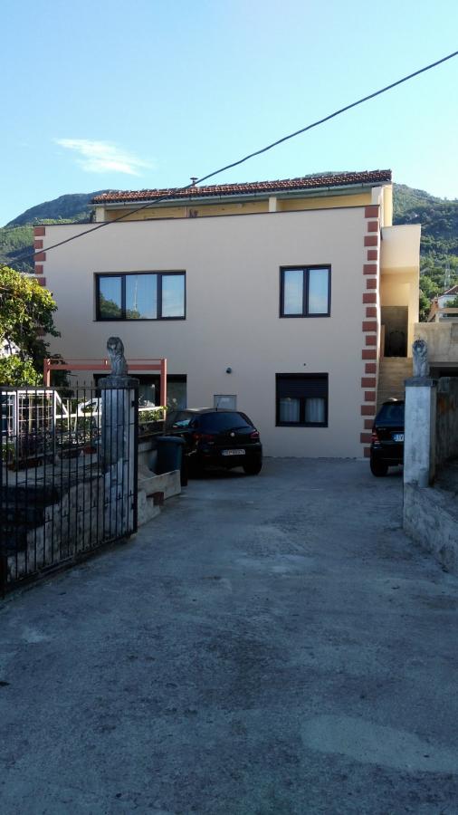 Kuća u Tivtu, 375m² 2