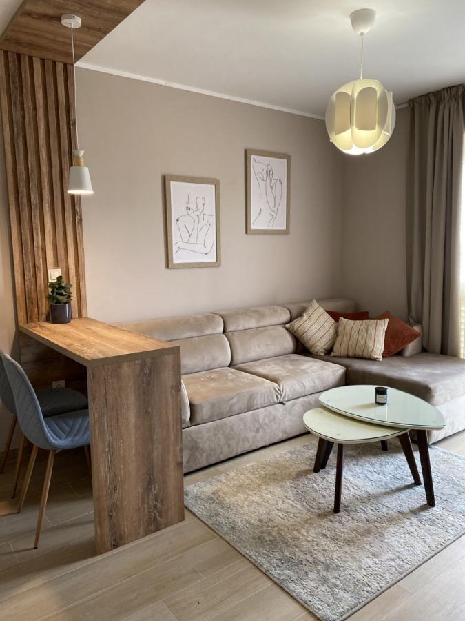 Beautiful 1-bedroom apartment in Tivat for rent 11