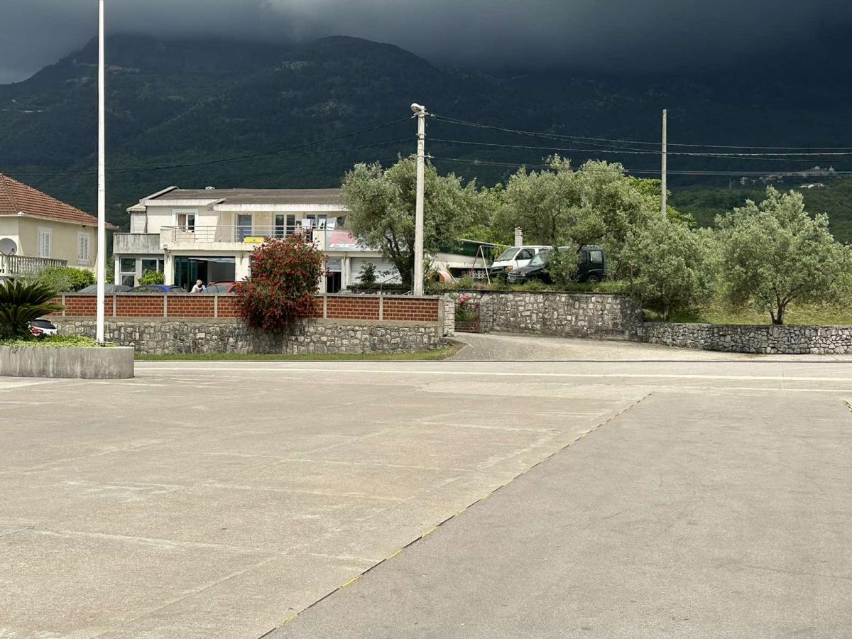 Business hall in Radanovici is for rent 6