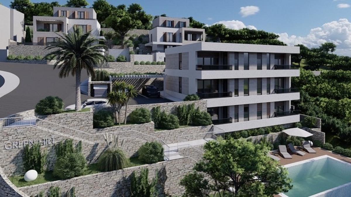 Luxury penthouse with a panoramic view of the sea in Budva is for sale 3