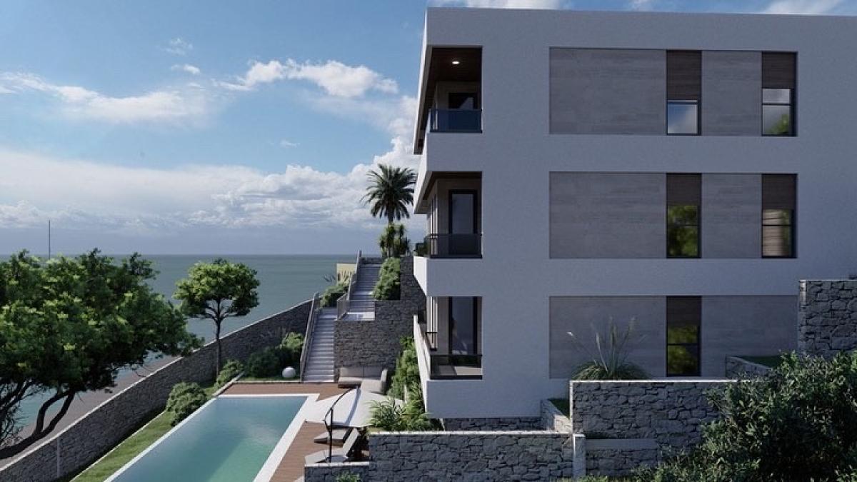 Luxury penthouse with a panoramic view of the sea in Budva is for sale 4