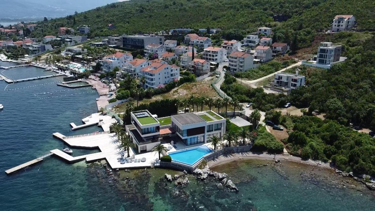 Nekretnina u Tivtu, 292m² 2