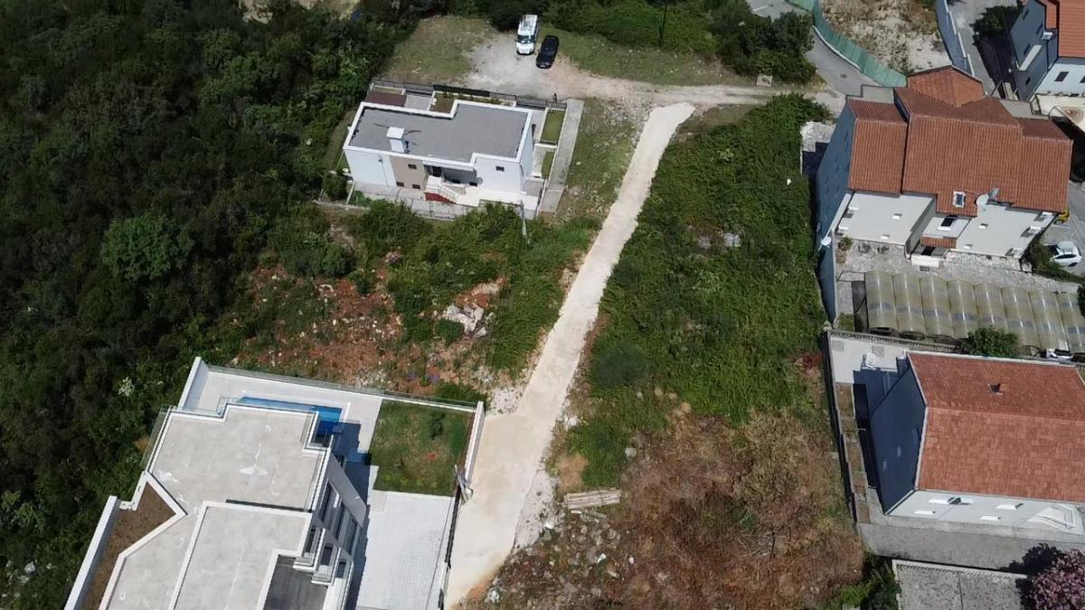 Nekretnina u Tivtu, 292m² 4
