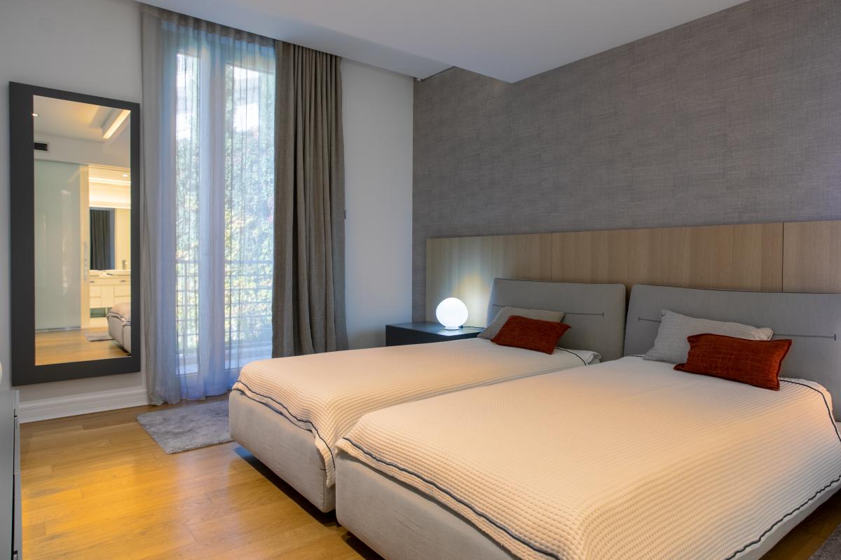 Gorgeous 2 bedroom Penthouse in Dukley Long term rent 5