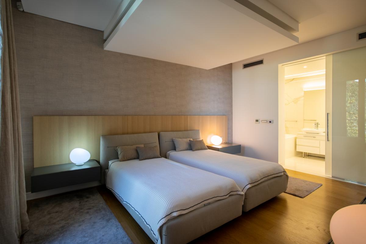 Gorgeous 2 bedroom Penthouse in Dukley Long term rent 6