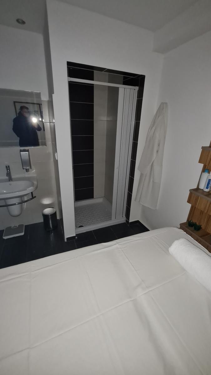 Private Small Polyclinic for Sale 11
