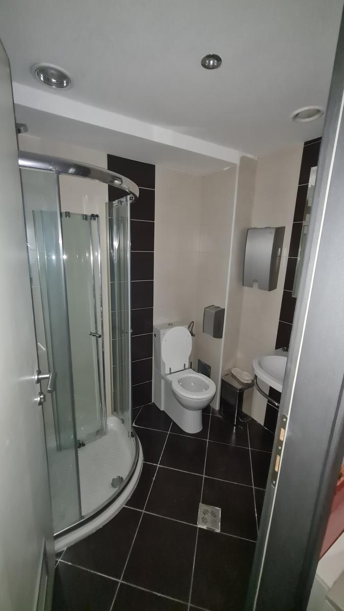 Private Small Polyclinic for Sale 18