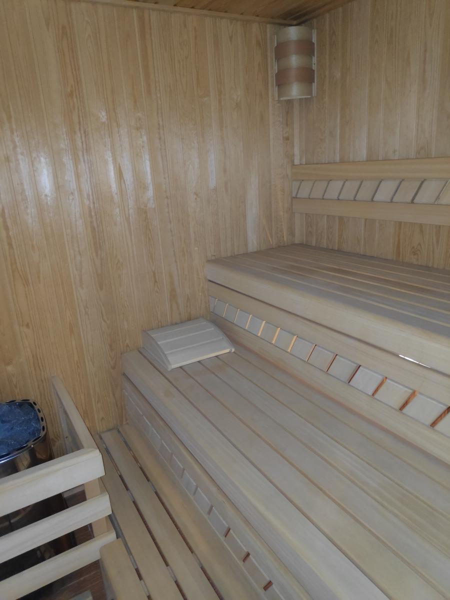 Private Small Polyclinic for Sale 44