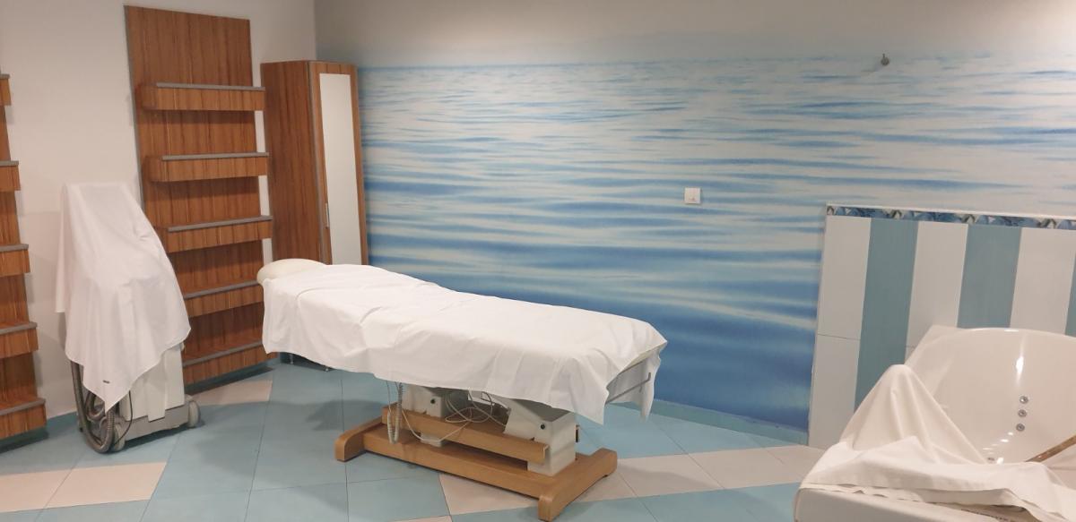 Private Small Polyclinic for Sale 64