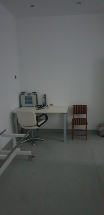 Private Small Polyclinic for Sale 65