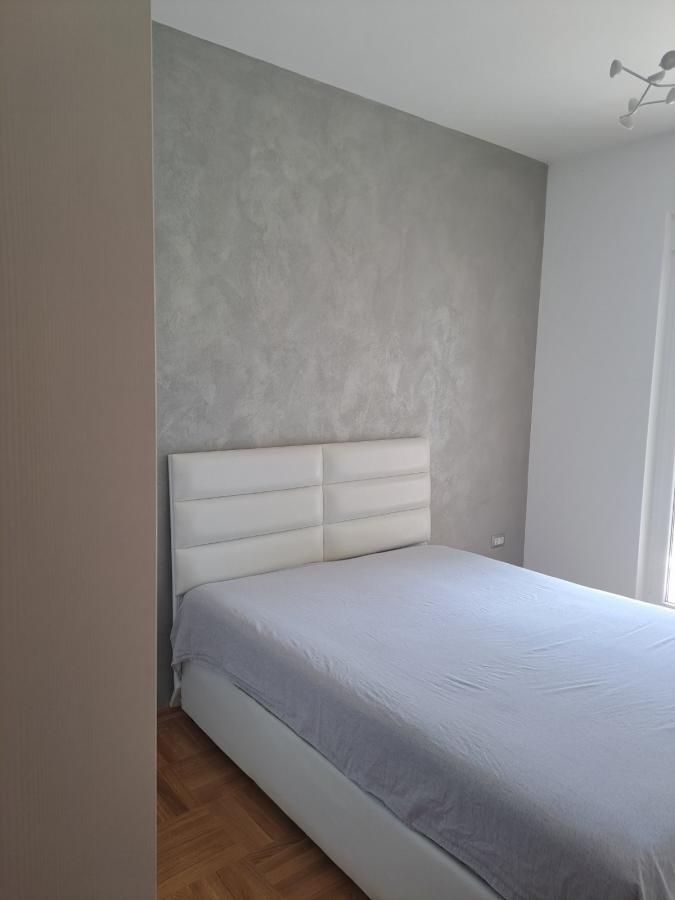One bedroom apartment for rent 2