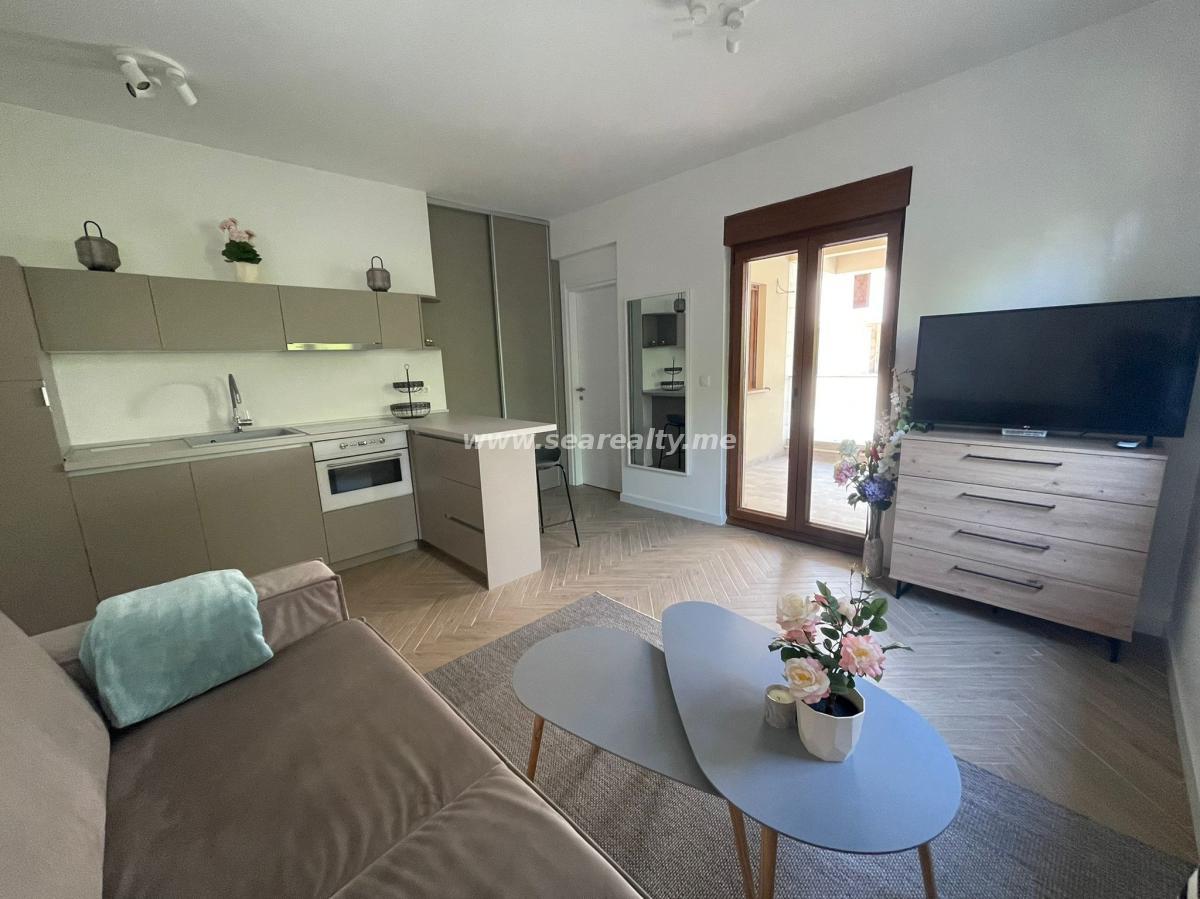 Dvosoban stan u Tivtu, 45m²