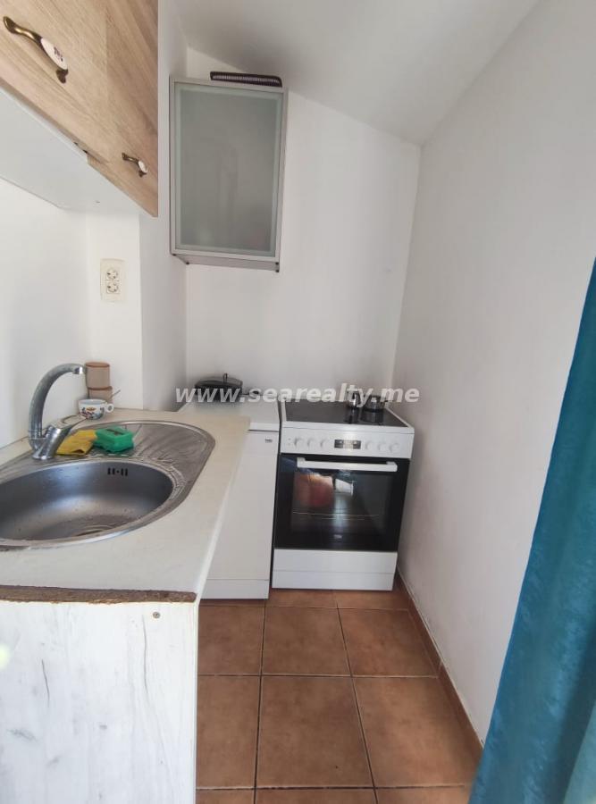 Trosoban stan u Budvi, 100m² 4