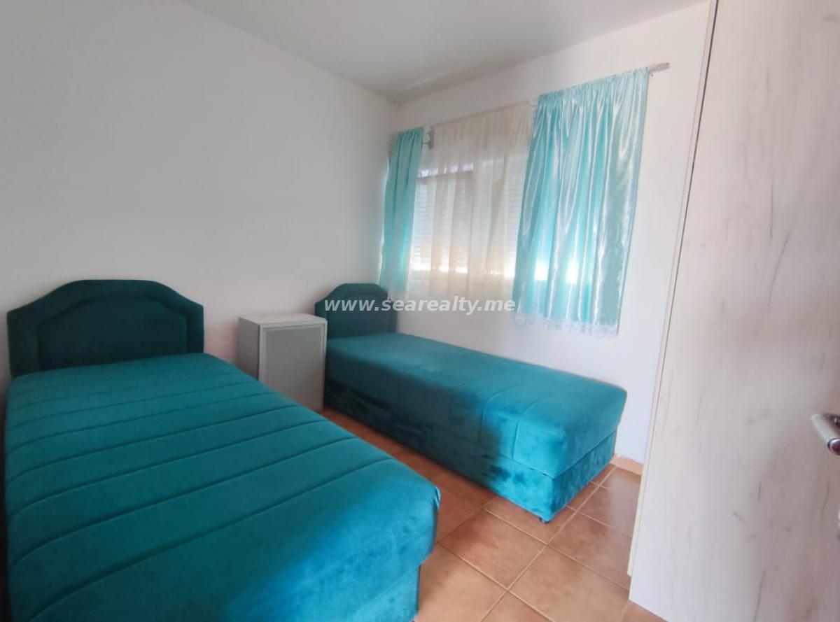 Trosoban stan u Budvi, 100m² 6