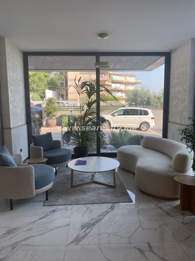 Beautiful apartment in the forest with a view of the sea of the Tivat Bay, the islands of Our Lady of Mercy and the Island of Flowers 13
