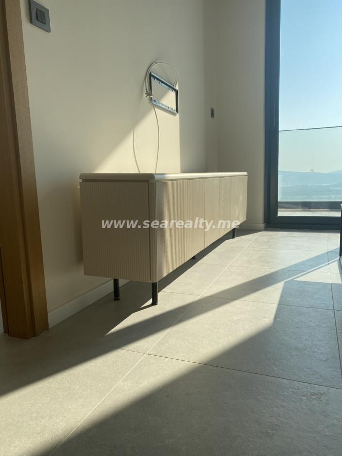 Beautiful apartment in the forest with a view of the sea of the Tivat Bay, the islands of Our Lady of Mercy and the Island of Flowers 19