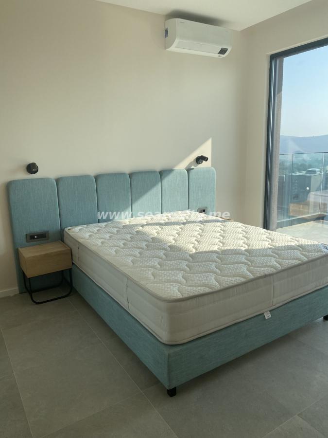 Beautiful apartment in the forest with a view of the sea of the Tivat Bay, the islands of Our Lady of Mercy and the Island of Flowers 8