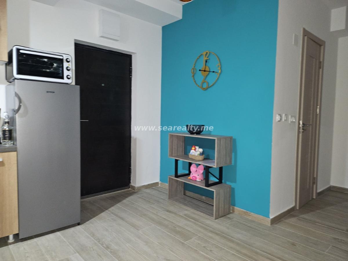 Dvosoban stan u Tivtu, 64m² 12