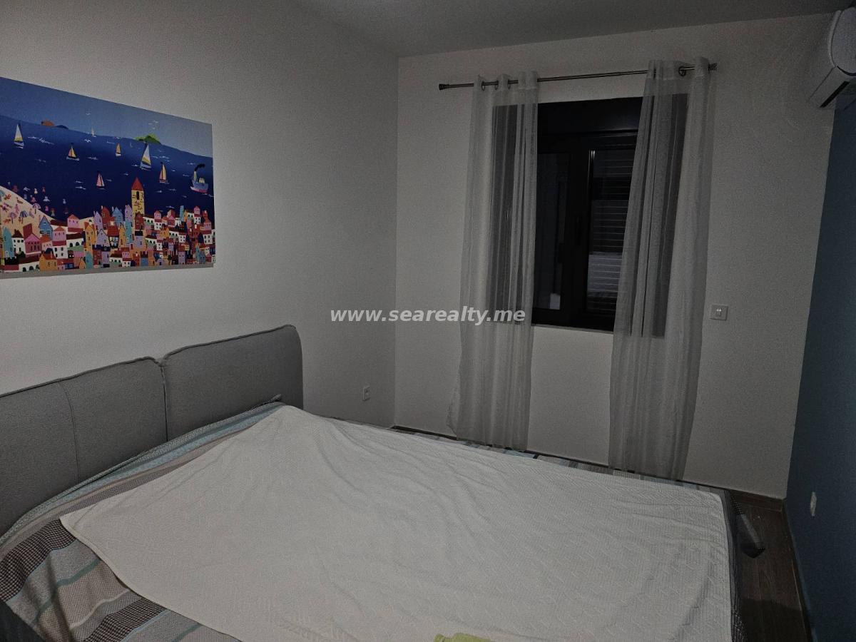 Dvosoban stan u Tivtu, 64m² 5