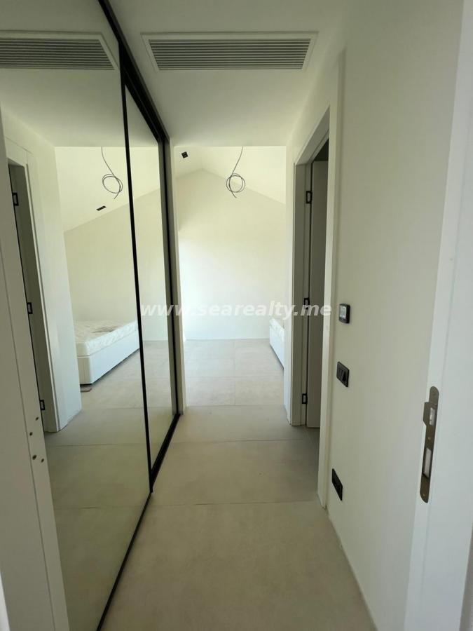 Kuća u Tivtu, 273m² 14