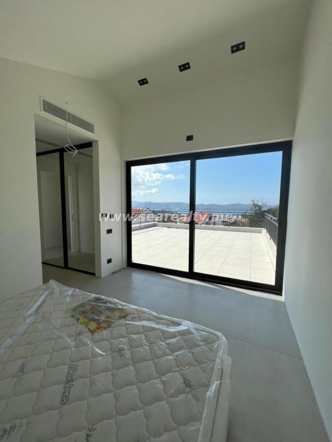 Kuća u Tivtu, 273m² 17