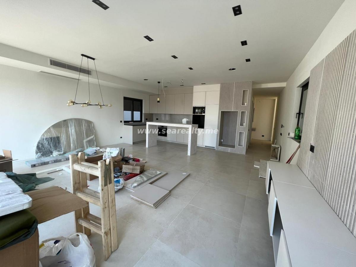 Kuća u Tivtu, 273m² 3