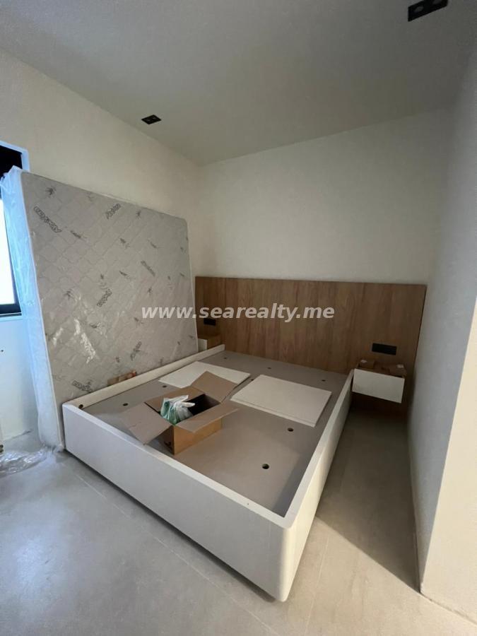 Kuća u Tivtu, 273m² 9
