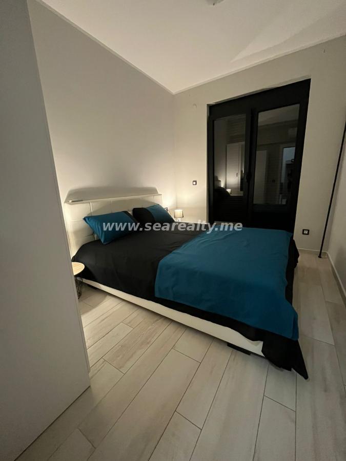 two bedroom apartment for rent 5