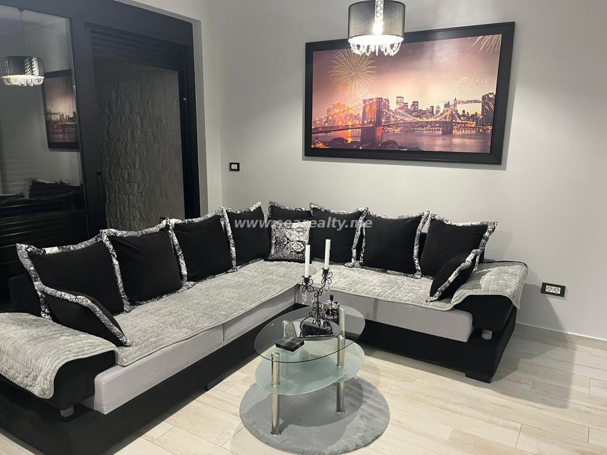 two bedroom apartment for rent 6