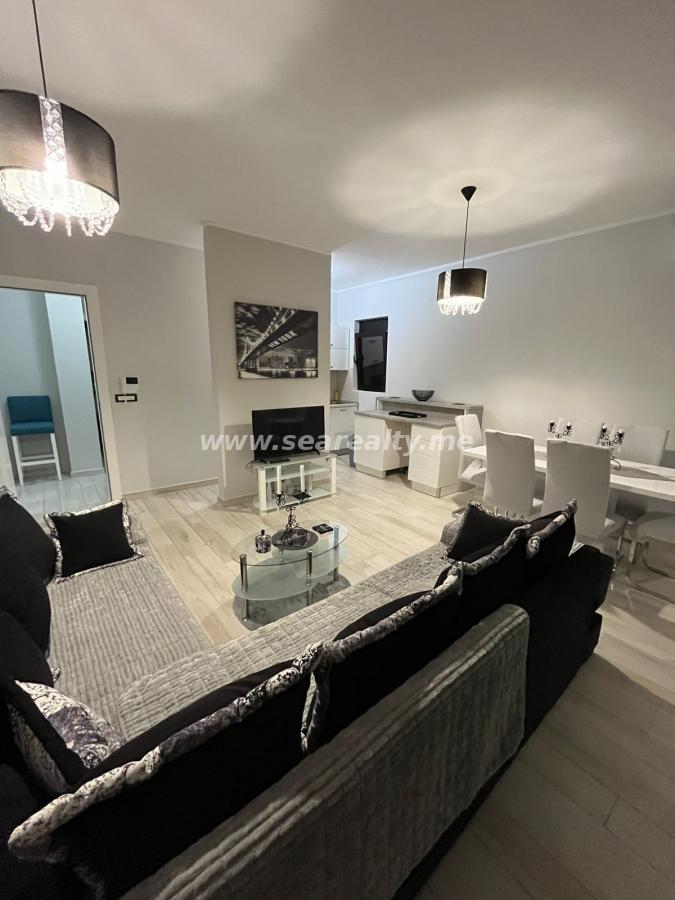 two bedroom apartment for rent 7