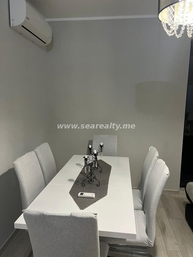 two bedroom apartment for rent 9