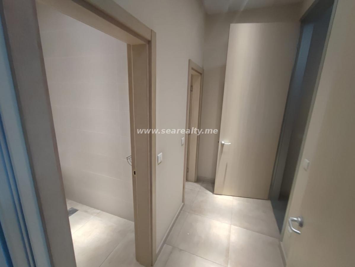Poslovni prostor u Tivtu, 220m² 5