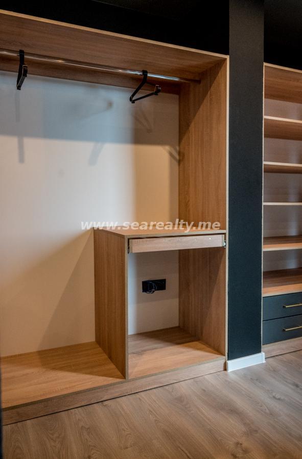 Kuća u Tivtu, 280m² 11
