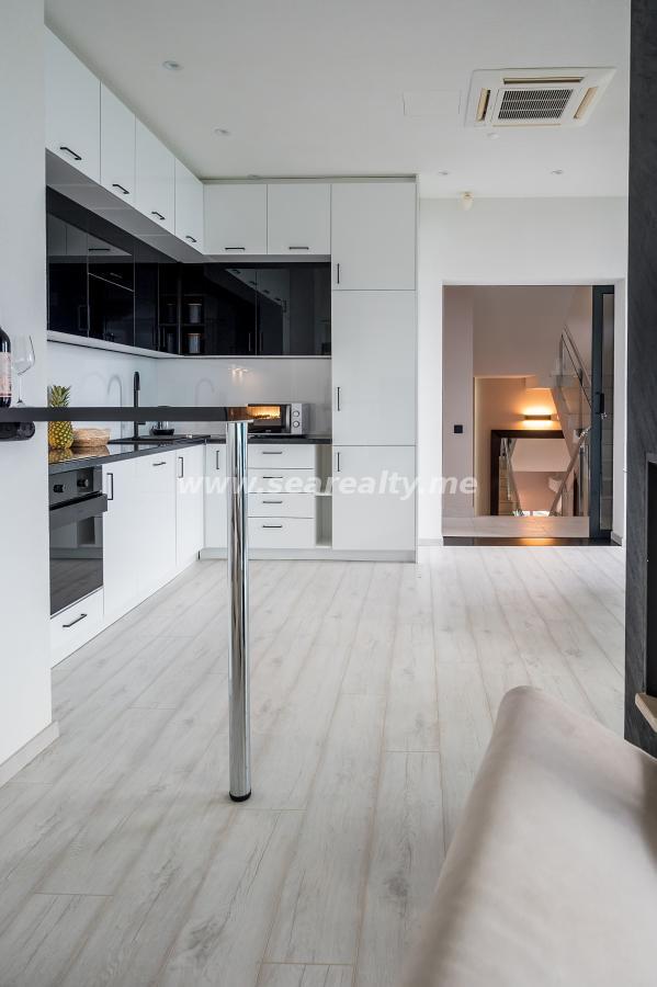 Kuća u Tivtu, 280m² 16