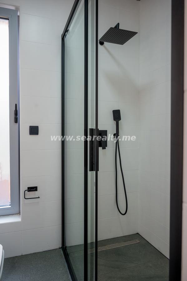 Kuća u Tivtu, 280m² 18