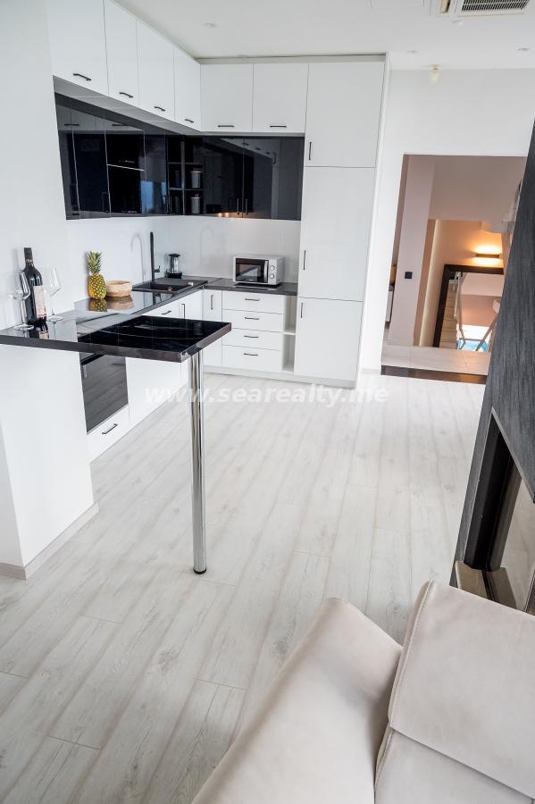 Kuća u Tivtu, 280m² 19