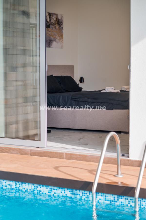Kuća u Tivtu, 280m² 24