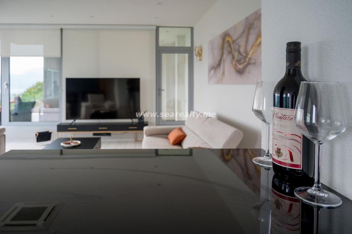 Kuća u Tivtu, 280m² 34