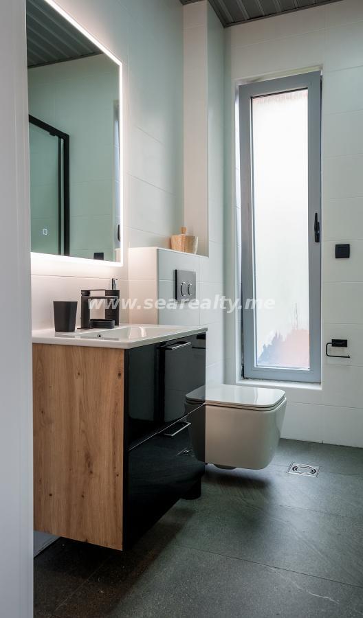 Kuća u Tivtu, 280m² 35