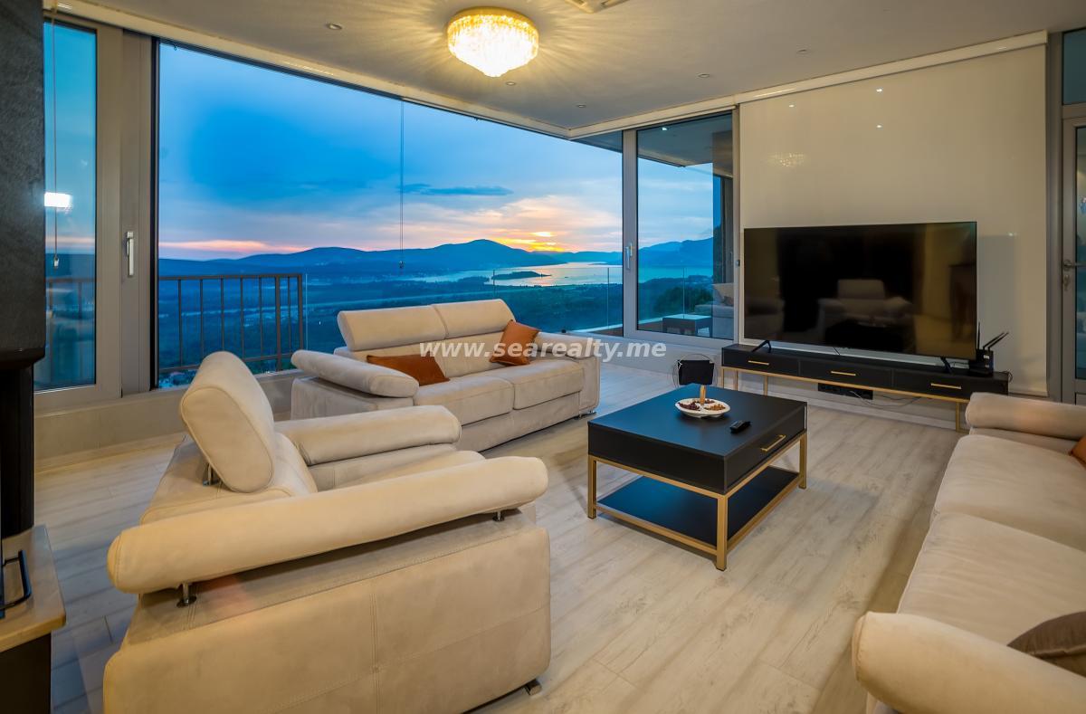 Kuća u Tivtu, 280m² 49