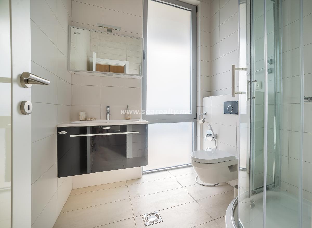 Kuća u Tivtu, 280m² 63