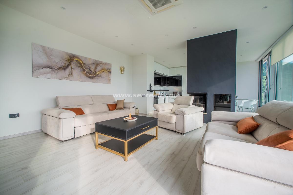 Kuća u Tivtu, 280m² 65