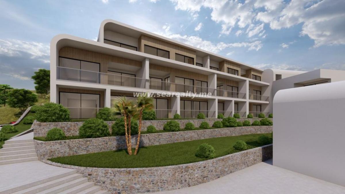 Nekretnina u Tivtu, 2600m² 6