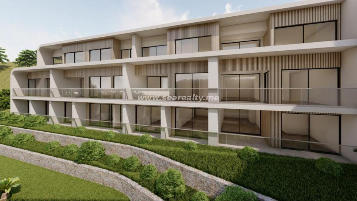 Nekretnina u Tivtu, 2600m² 8
