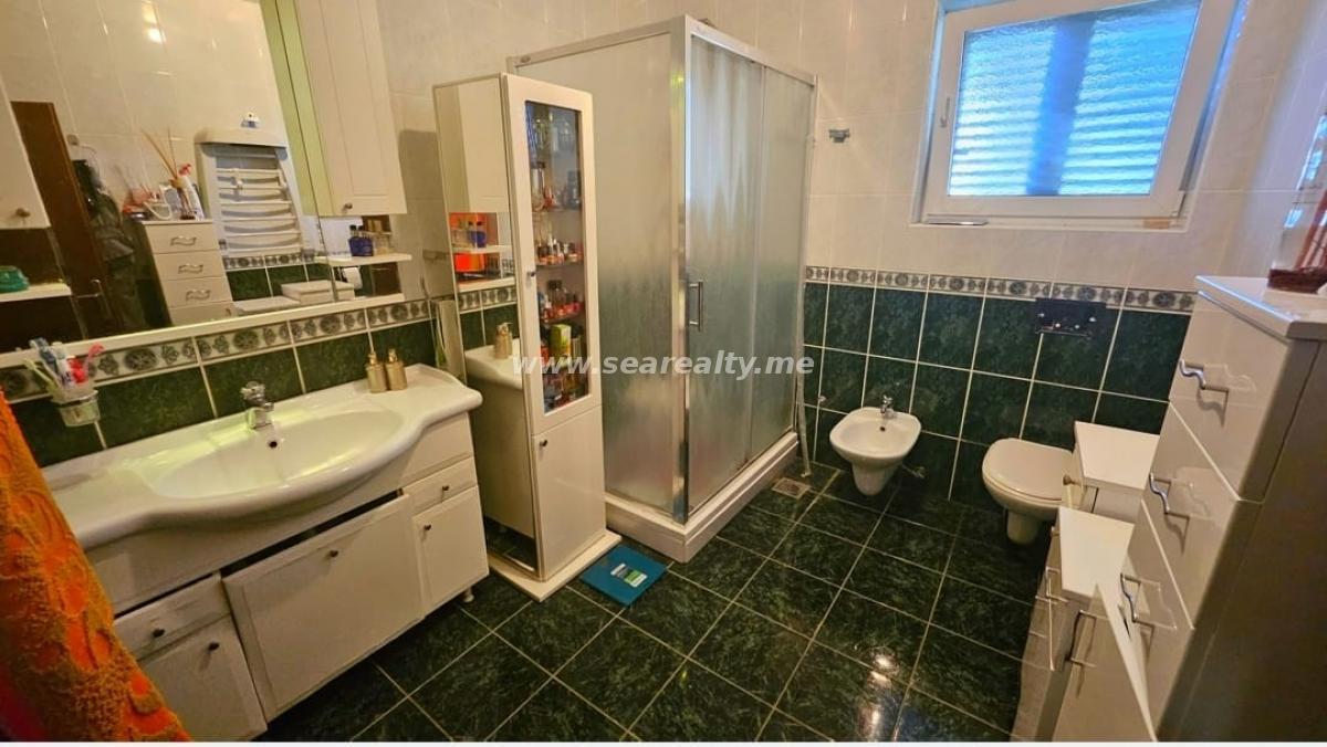 House for sale 10